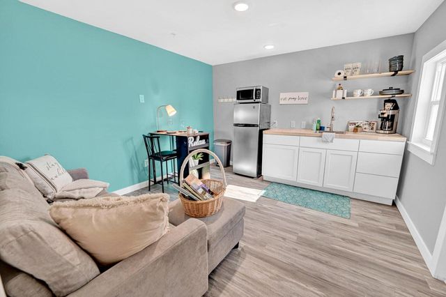 8 Gipson Pl, Fort Walton Beach, FL 32548