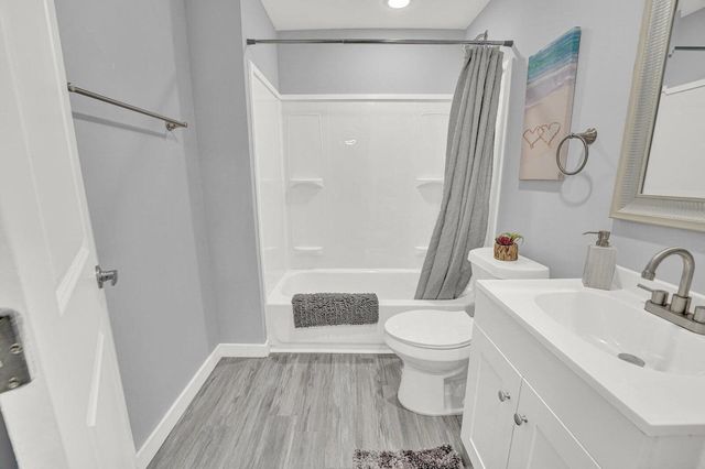 8 Gipson Pl, Fort Walton Beach, FL 32548