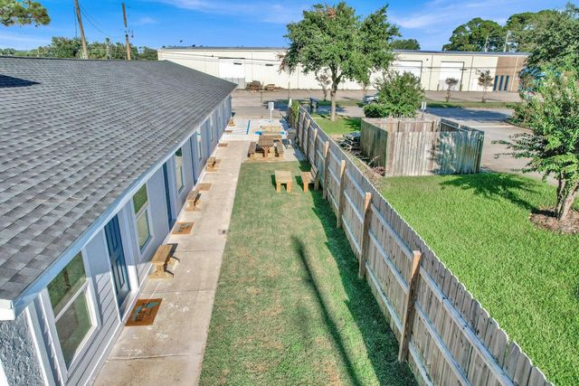 8 Gipson Pl, Fort Walton Beach, FL 32548