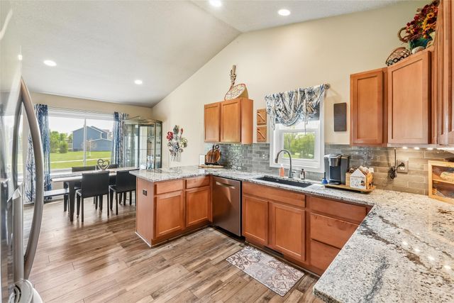 14624 Westbrook Drive, Urbandale, IA 50323
