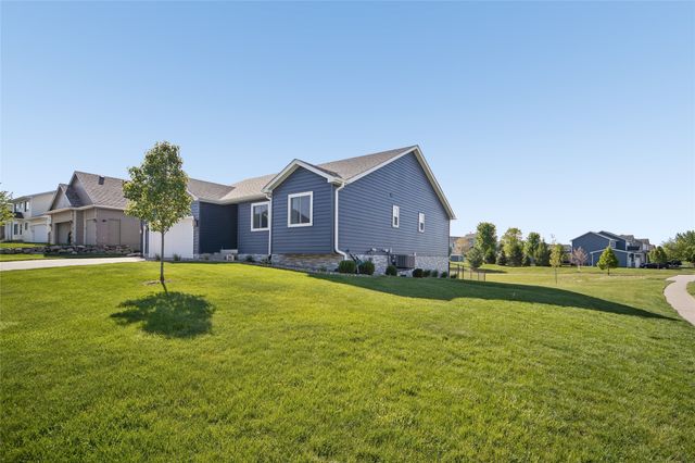 14624 Westbrook Drive, Urbandale, IA 50323