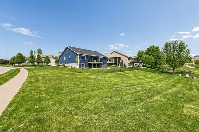 14624 Westbrook Drive, Urbandale, IA 50323
