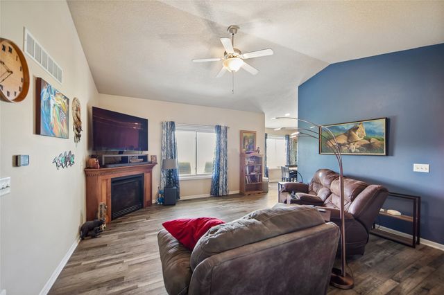 14624 Westbrook Drive, Urbandale, IA 50323