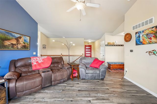 14624 Westbrook Drive, Urbandale, IA 50323