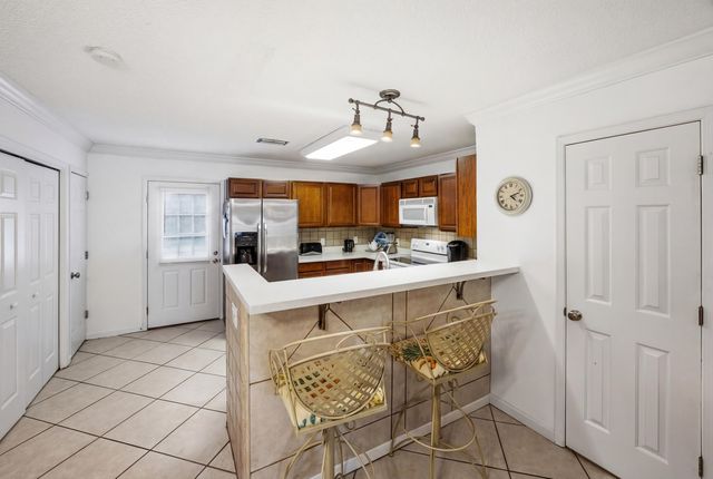 241 Ellis Road UNIT 11, Miramar Beach, FL 32550