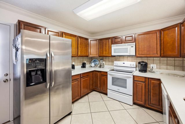 241 Ellis Road UNIT 11, Miramar Beach, FL 32550