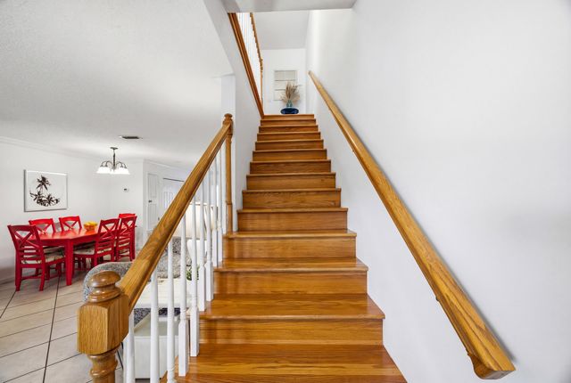 241 Ellis Road UNIT 11, Miramar Beach, FL 32550