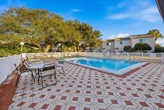 241 Ellis Road UNIT 11, Miramar Beach, FL 32550