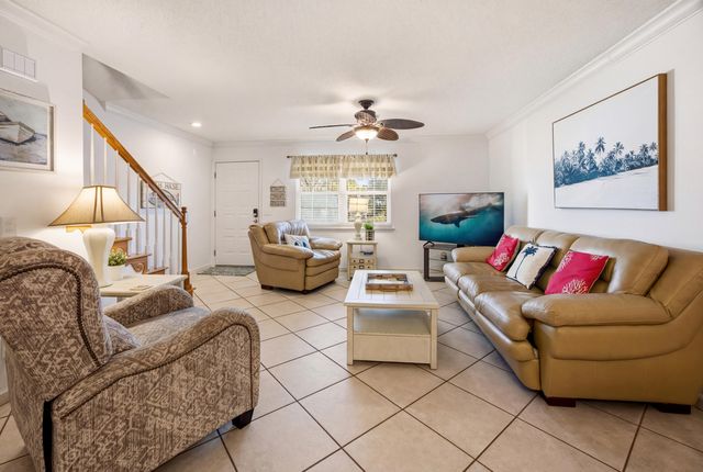 241 Ellis Road UNIT 11, Miramar Beach, FL 32550
