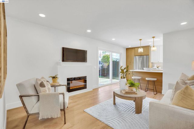 852 Seminole Dr, Livermore, CA 94551