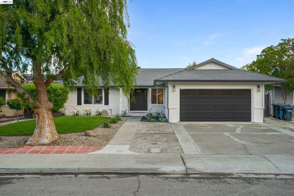 852 Seminole Dr, Livermore, CA 94551