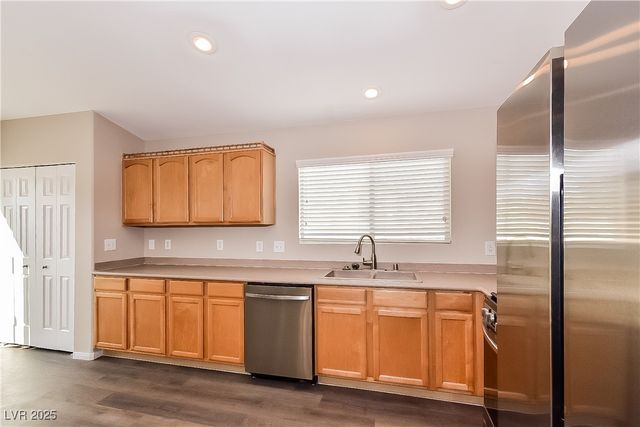 8557 Timber Pine Avenue, Las Vegas, NV 89143