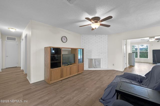 6641 RAMOTH Drive, Jacksonville, FL 32226