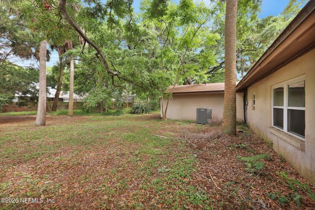 6641 RAMOTH Drive, Jacksonville, FL 32226