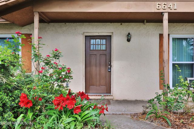 6641 RAMOTH Drive, Jacksonville, FL 32226