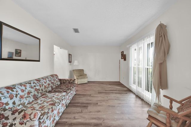 6641 RAMOTH Drive, Jacksonville, FL 32226