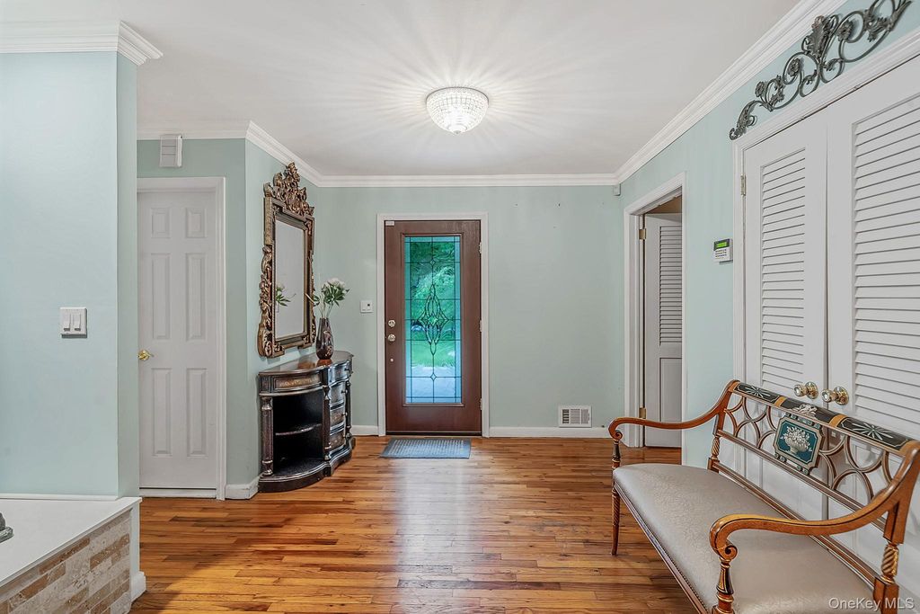 15 Cliff Road, Belle Terre, NY 11777 — photo 3