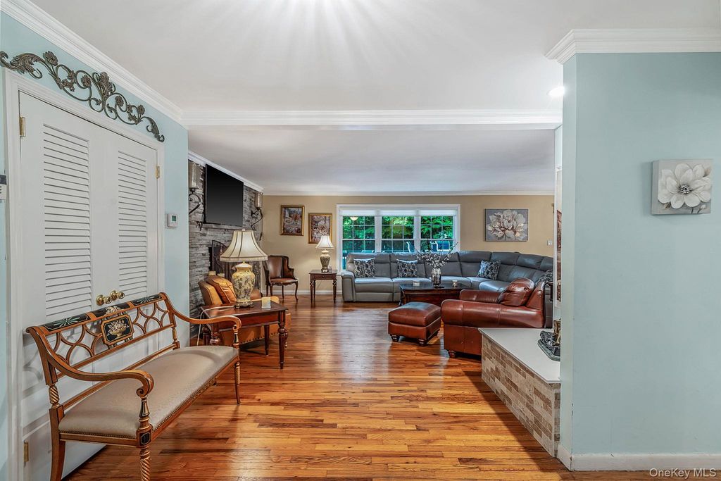 15 Cliff Road, Belle Terre, NY 11777 — photo 4