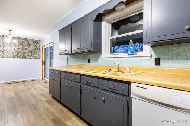 34 Peggy Avenue, Mammoth Spring, AR 72554