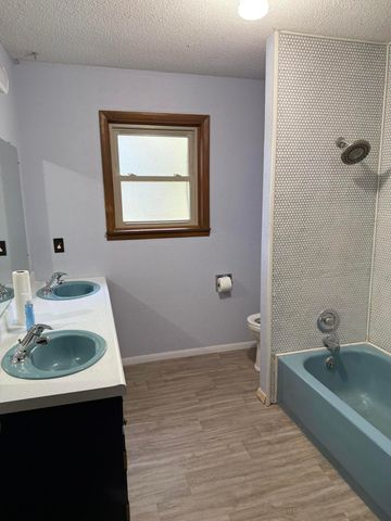 34 Peggy Avenue, Mammoth Spring, AR 72554