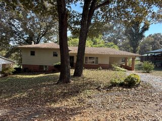 34 Peggy Avenue, Mammoth Spring, AR 72554