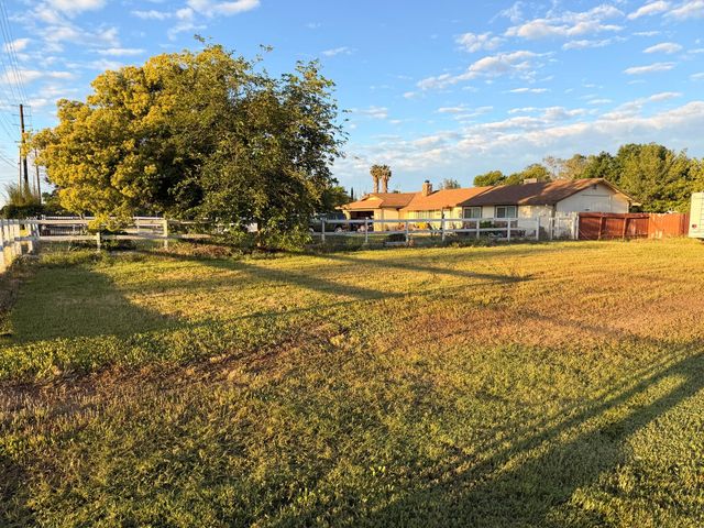 5645 20th St, Rio Linda, CA 95673