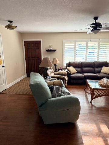 5645 20th St, Rio Linda, CA 95673