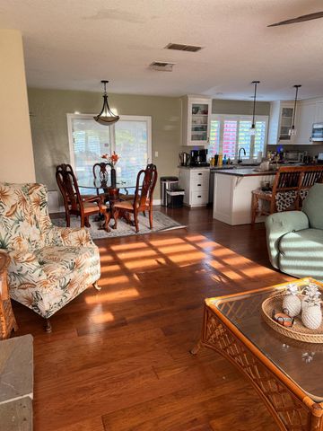 5645 20th St, Rio Linda, CA 95673