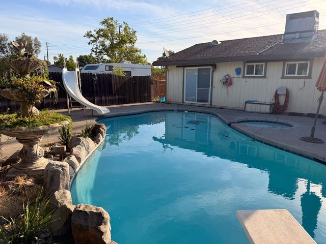 5645 20th St, Rio Linda, CA 95673