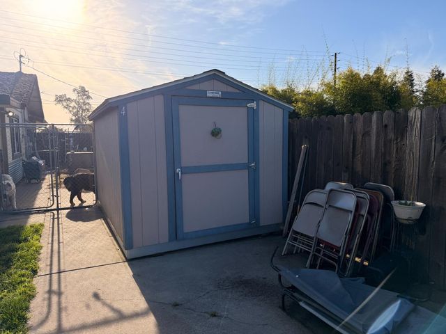 5645 20th St, Rio Linda, CA 95673