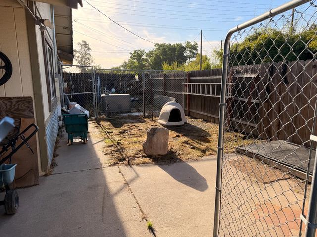 5645 20th St, Rio Linda, CA 95673