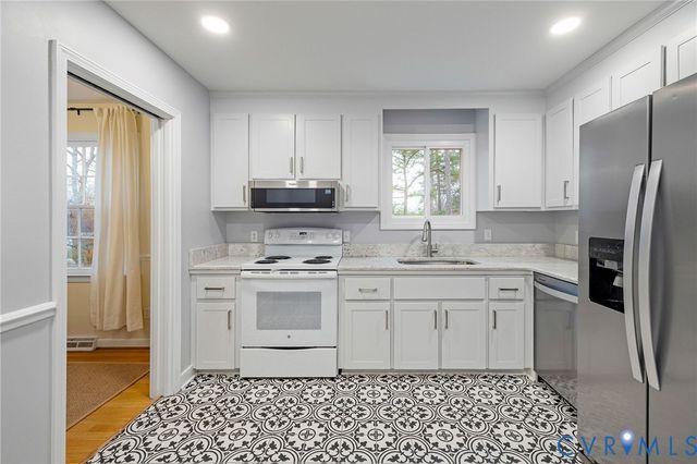 2416 Boissevain Rd, Henrico, VA 23229