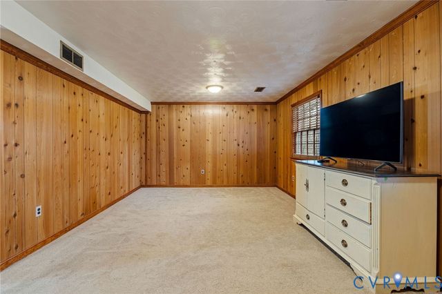 2416 Boissevain Rd, Henrico, VA 23229