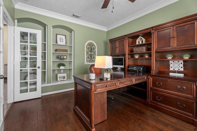 12503 Valley Cliff Court, Tomball, TX 77377