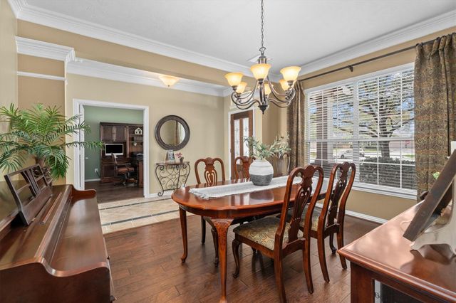 12503 Valley Cliff Court, Tomball, TX 77377