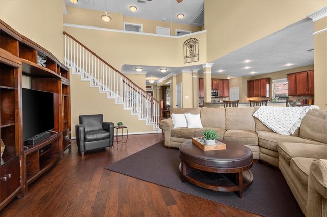 12503 Valley Cliff Court, Tomball, TX 77377