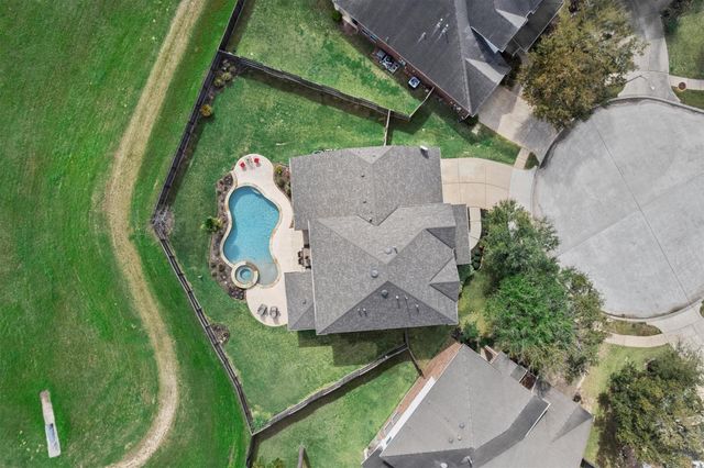 12503 Valley Cliff Court, Tomball, TX 77377
