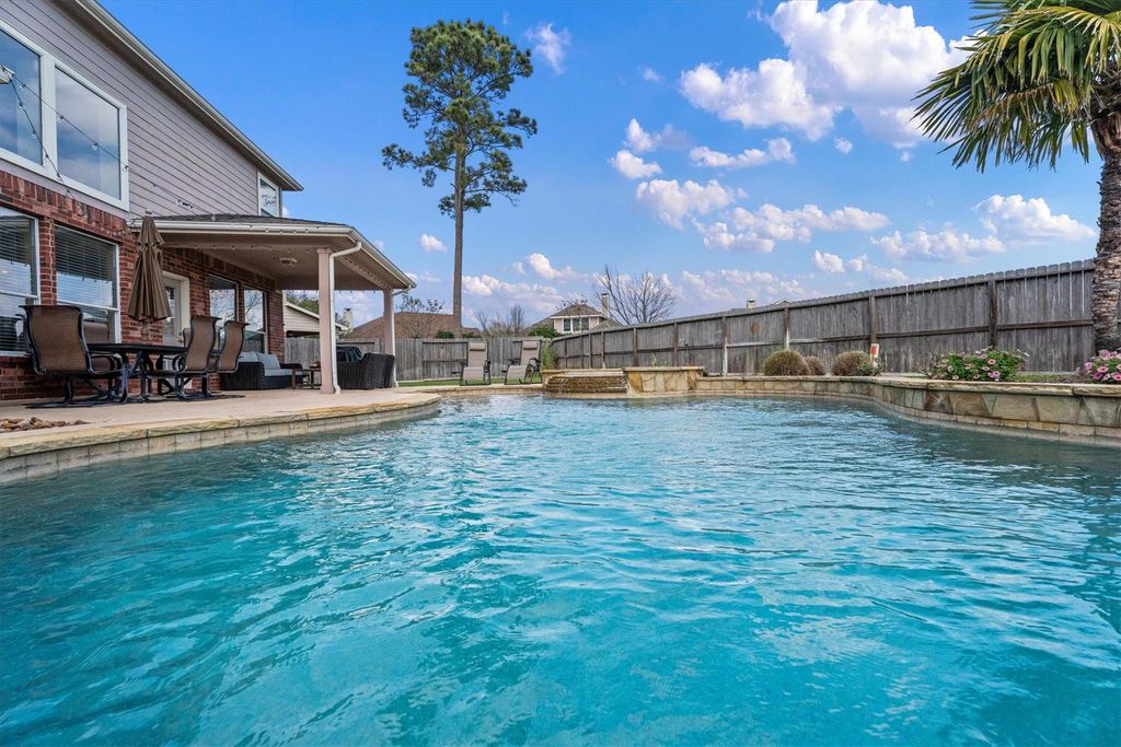 12503 Valley Cliff Court, Tomball, TX 77377
