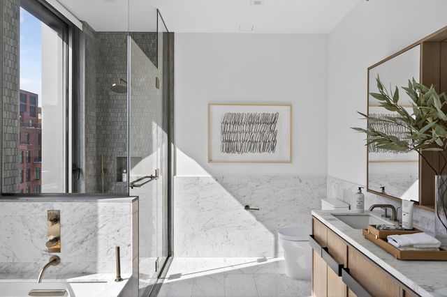 540 6TH Avenue PHB, New York City, NY 10011