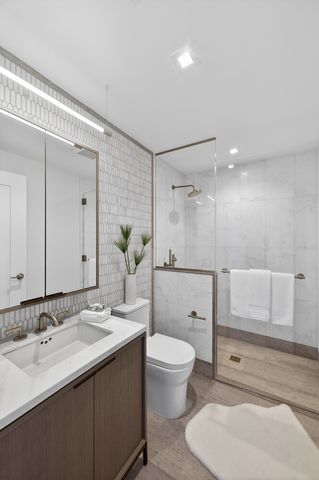 540 6TH Avenue PHB, New York City, NY 10011