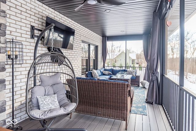 9218 S Foggy Ridge Lane, Bloomington, IN 47401