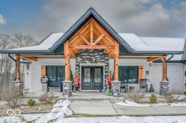 9218 S Foggy Ridge Lane, Bloomington, IN 47401