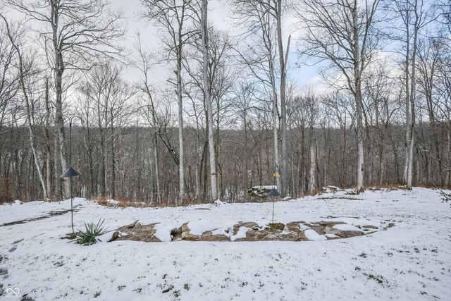 9218 S Foggy Ridge Lane, Bloomington, IN 47401