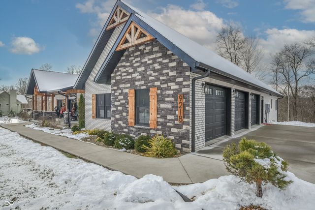 9218 S Foggy Ridge Lane, Bloomington, IN 47401