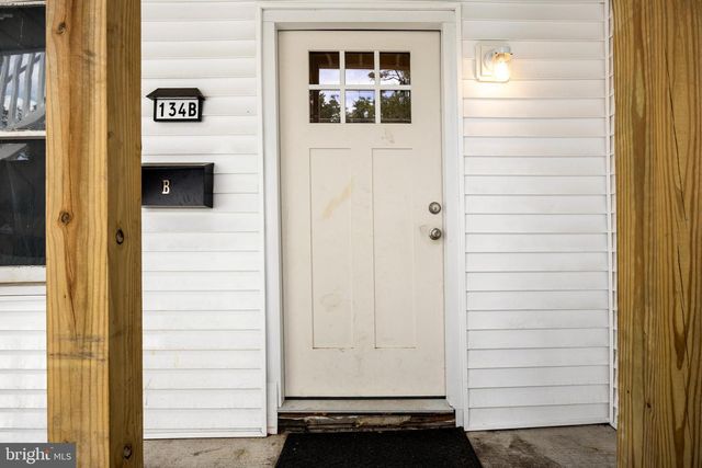 134 W SOMERDALE RD, Somerdale, NJ 08083