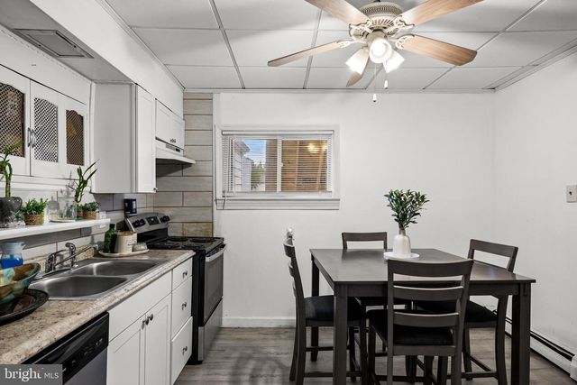 134 W SOMERDALE RD, Somerdale, NJ 08083