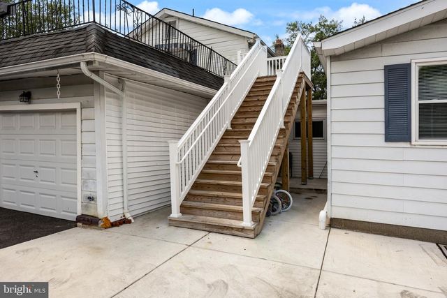134 W SOMERDALE RD, Somerdale, NJ 08083