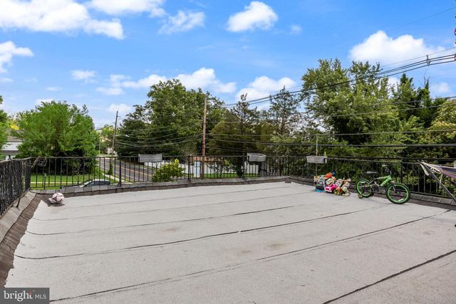134 W SOMERDALE RD, Somerdale, NJ 08083