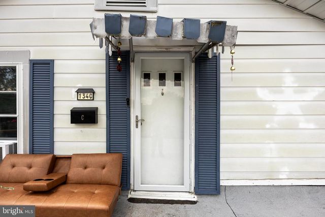 134 W SOMERDALE RD, Somerdale, NJ 08083