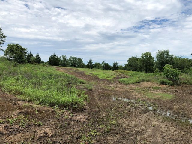 001 Steele Road, Highlands, TX 77562